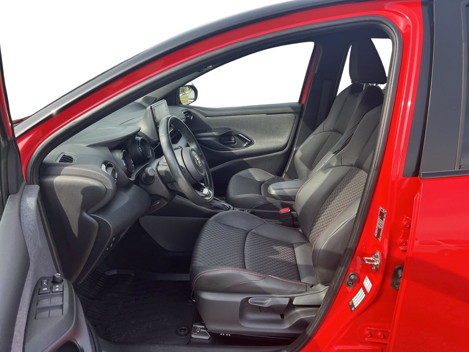 Toyota Yaris 1,5 Hybrid H3 Premier Edition e-CVT 5d