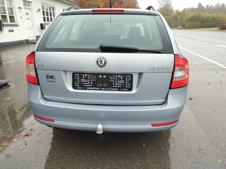 Skoda Octavia 1,4 TSi 122 Elegance Combi DSG 5d