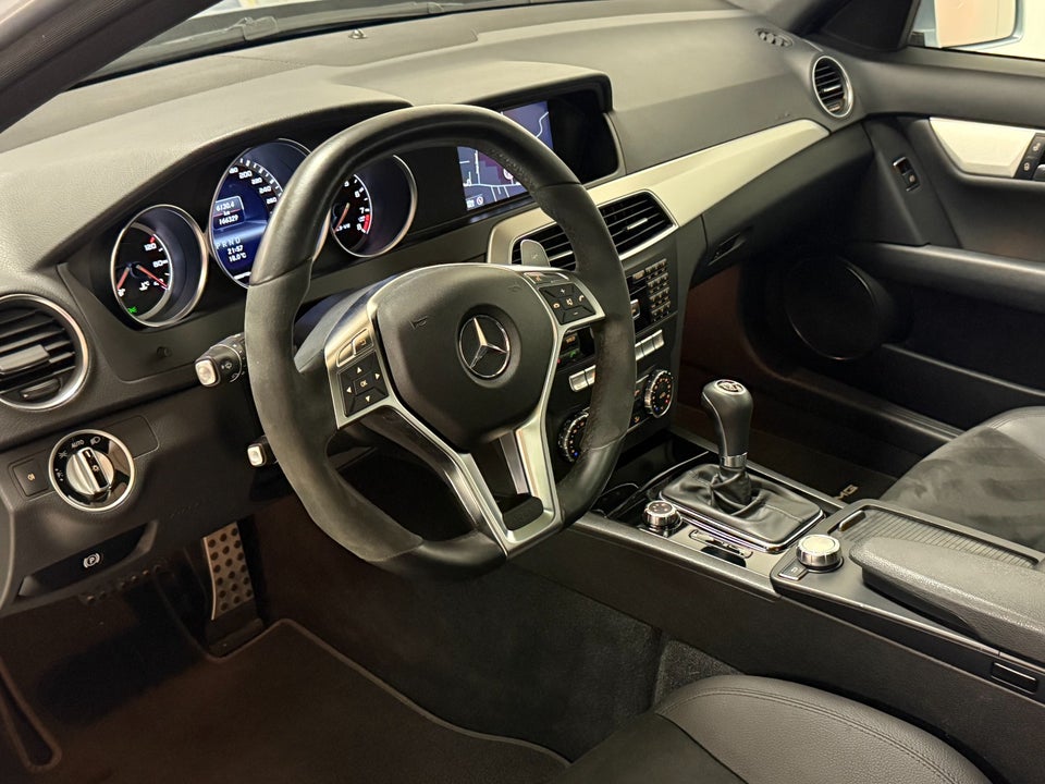 Mercedes C63 6,3 AMG Performance stc. aut. 5d