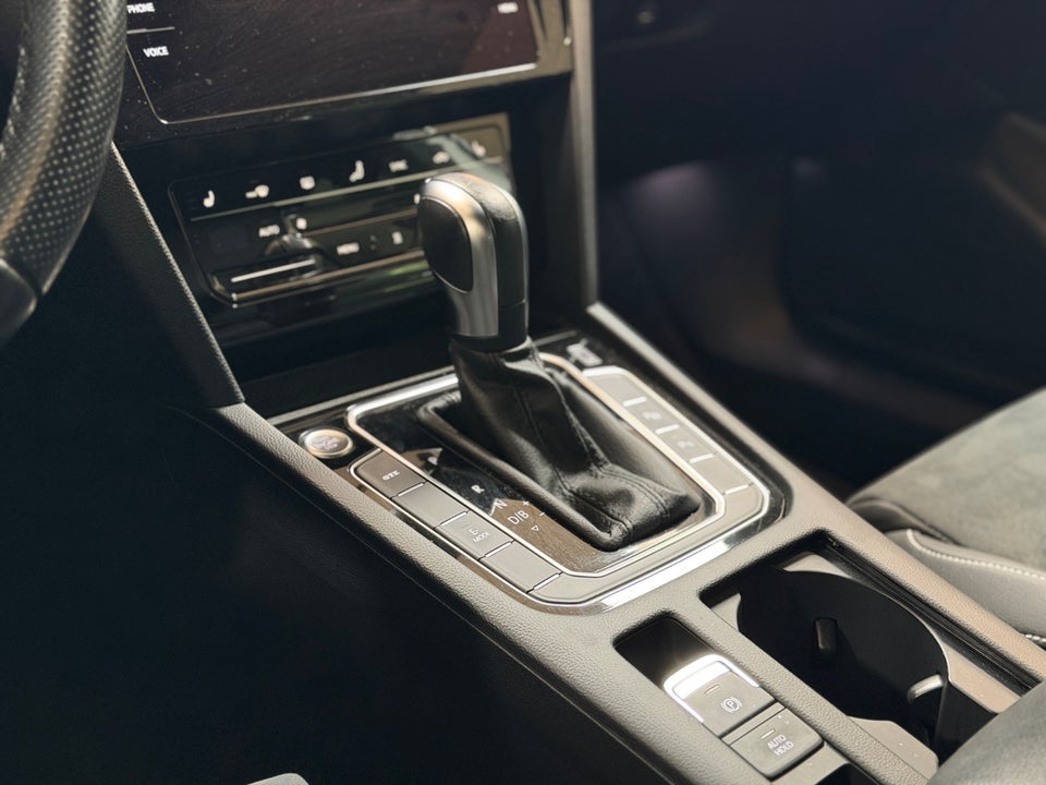 VW Passat 1,4 GTE DSG 4d