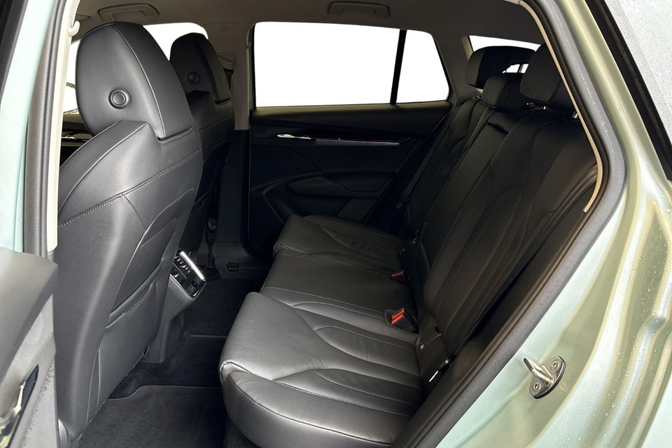 Skoda Enyaq 80 iV Suite 5d