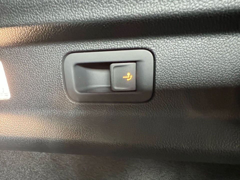 Ford Explorer 77 Select Extended Range 5d