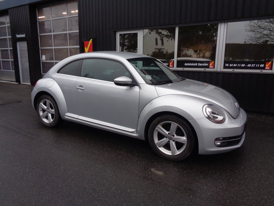 VW The Beetle 1,6 TDi 105 Design 2d
