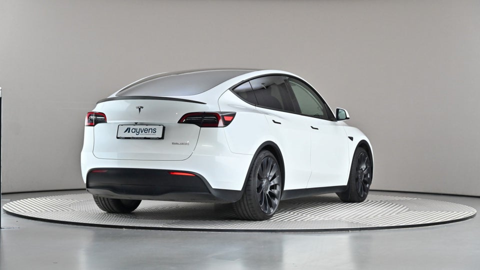 Tesla Model Y Performance AWD 5d