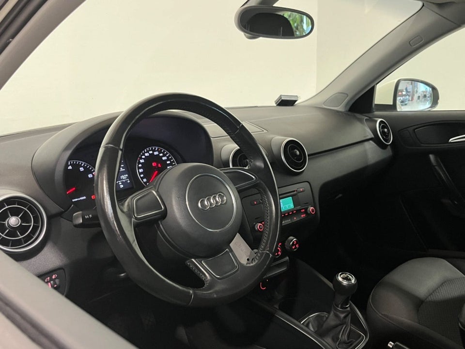 Audi A1 1,2 TFSi 86 Ambition Sportback 5d