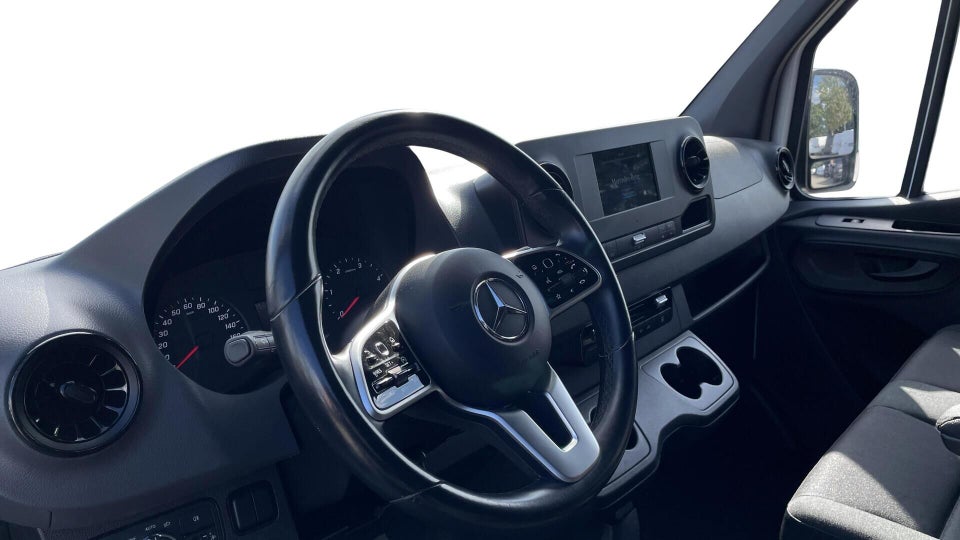 Mercedes Sprinter 215 2,0 CDi A2 Kassevogn aut. FWD