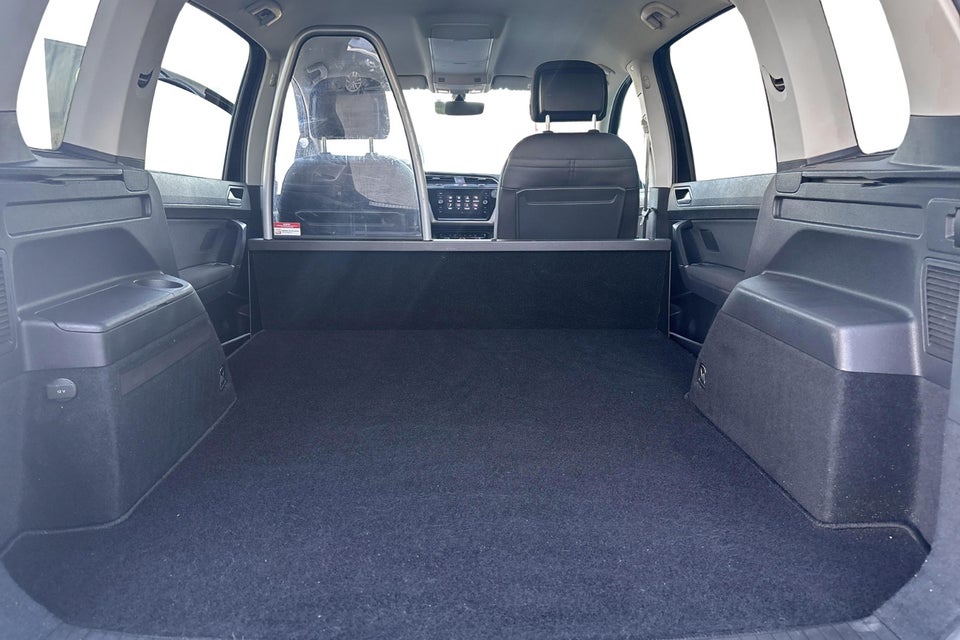 VW Touran 2,0 TDi 115 Comfortline DSG Van 5d