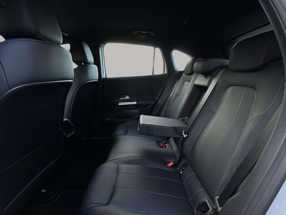 Mercedes EQA250 Progressive 5d