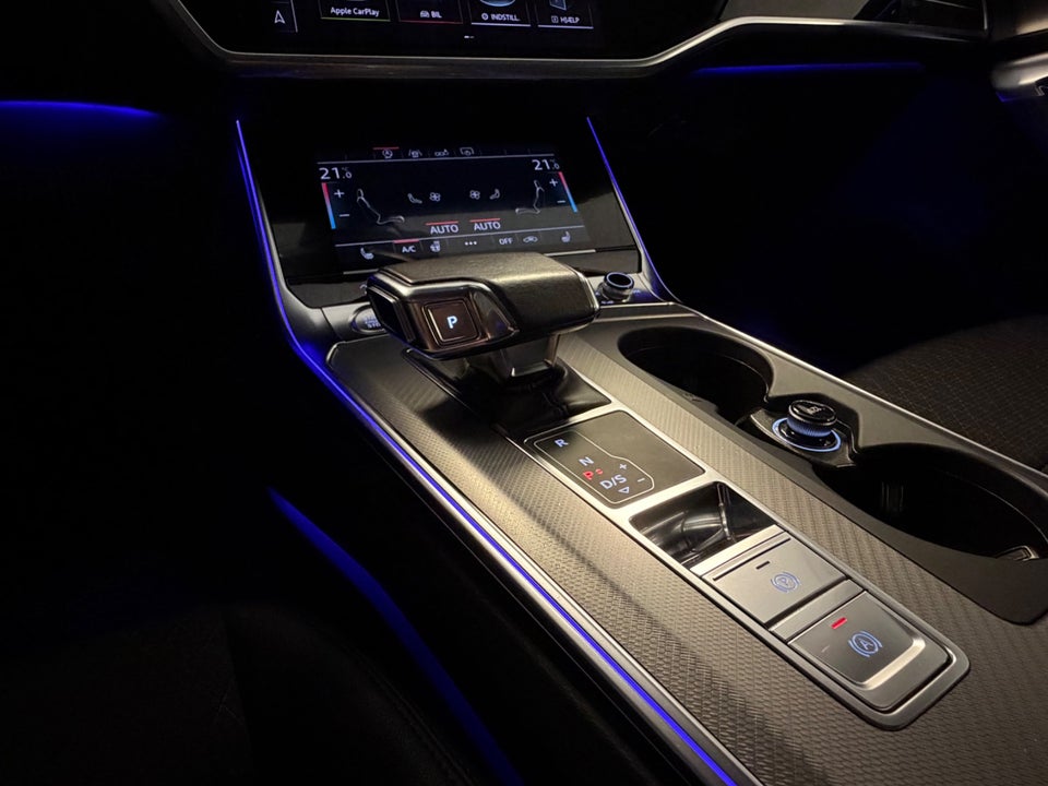 Audi A6 40 TDi S-line Avant S-tr. 5d