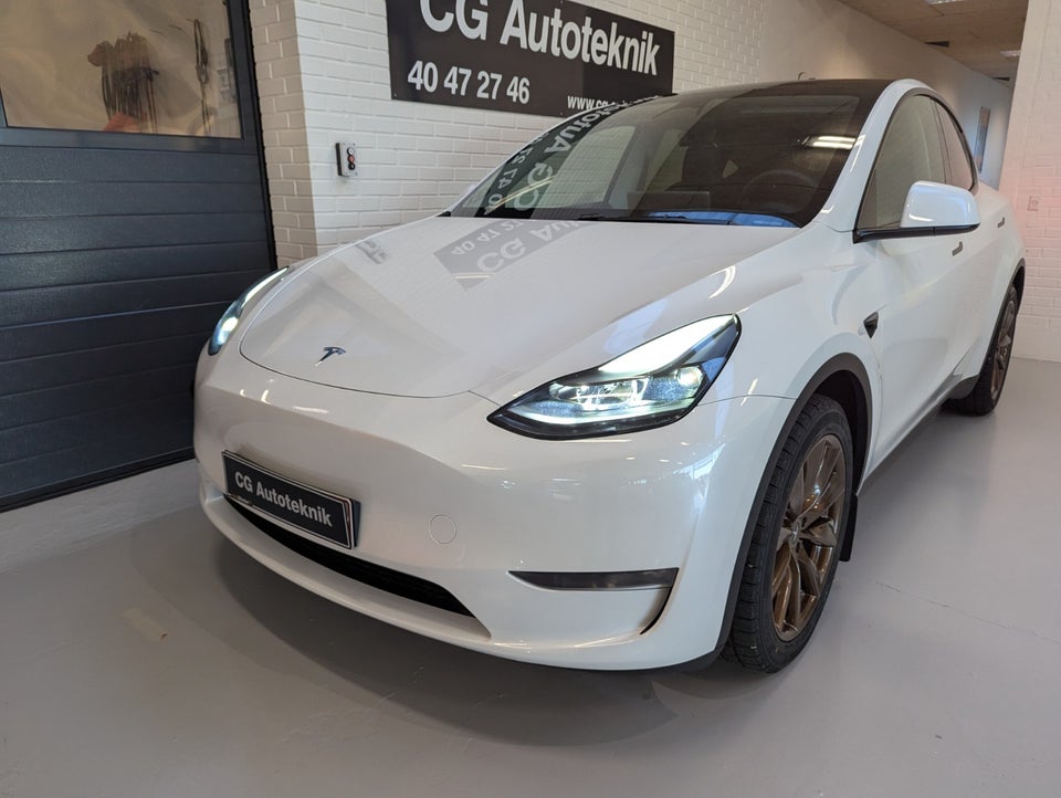 Tesla Model Y Long Range AWD 5d