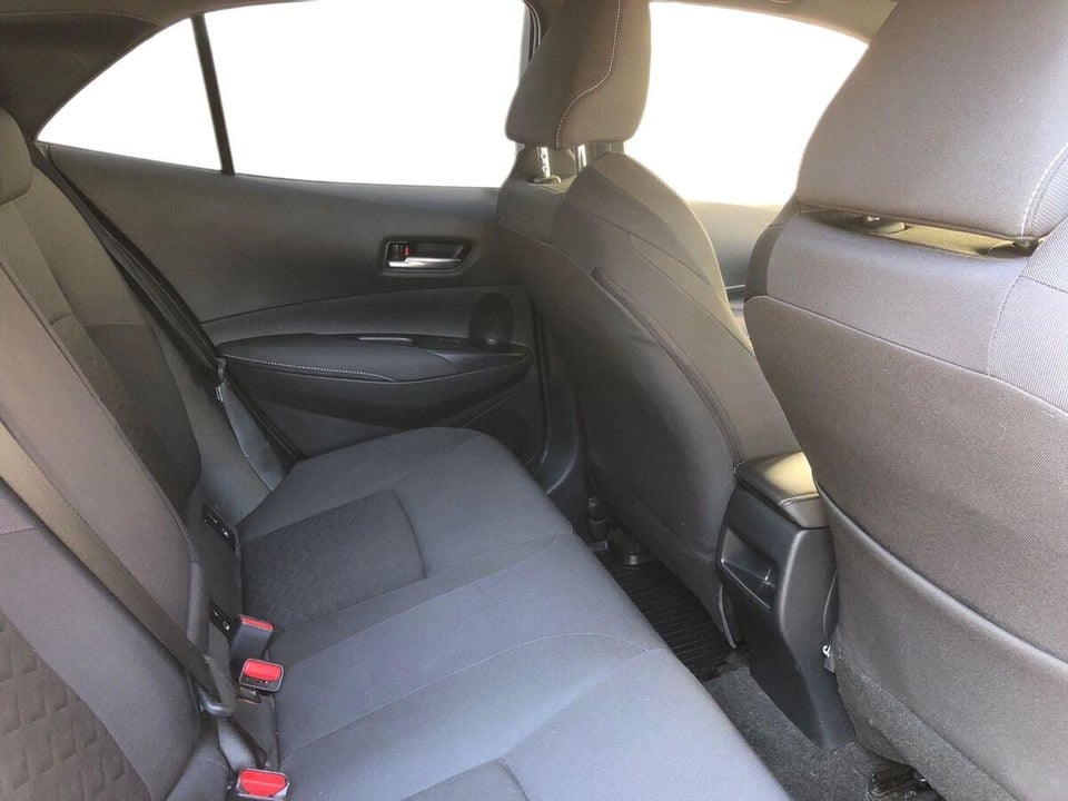 Toyota Corolla 2,0 Hybrid H3 Premium MDS 5d