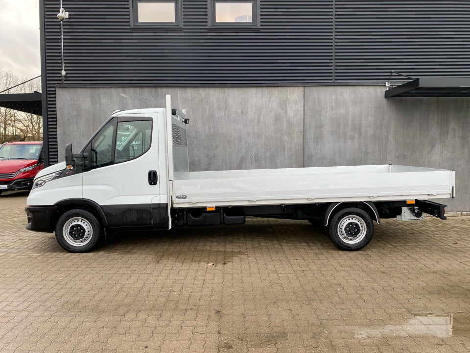 Iveco Daily 3,0 35S18 4100mm Lad 2d