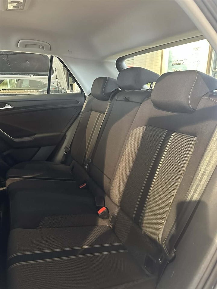 VW T-Roc 1,0 TSi 115 Style 5d