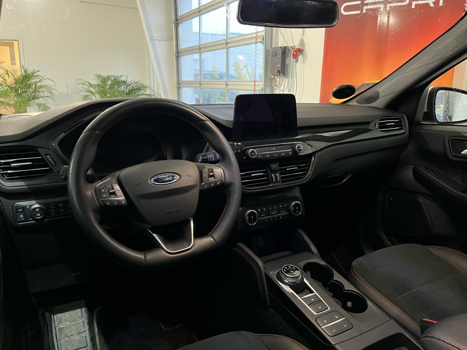 Ford Kuga 2,5 PHEV ST-Line X CVT 5d