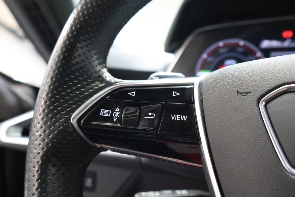 Audi e-tron GT quattro 4d