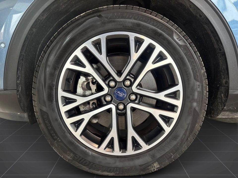 Ford Kuga 2,5 PHEV Titanium X CVT 5d