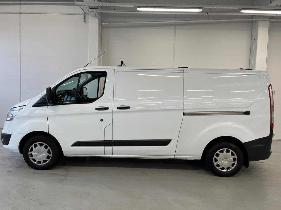 Ford Transit Custom 310L 2,0 TDCi 130 Ambiente