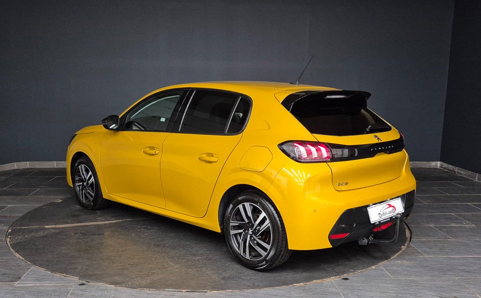 Peugeot 208 1,2 PureTech 100 Allure EAT8 5d