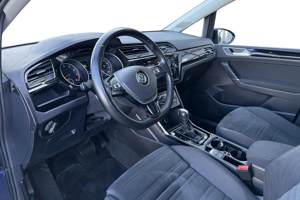 VW Touran 1,5 TSi 150 Highline DSG 7prs 5d