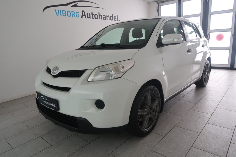 Toyota Urban Cruiser 1,3 VVT-i T1 5d