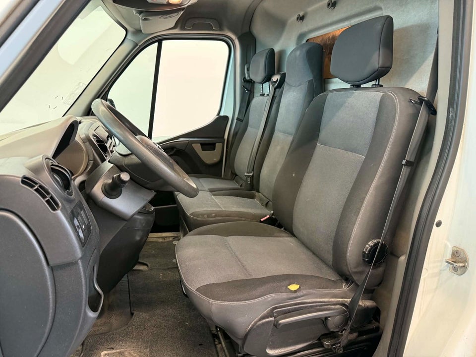 Nissan NV400 2,3 dCi 110 L1H1 Comfort Van