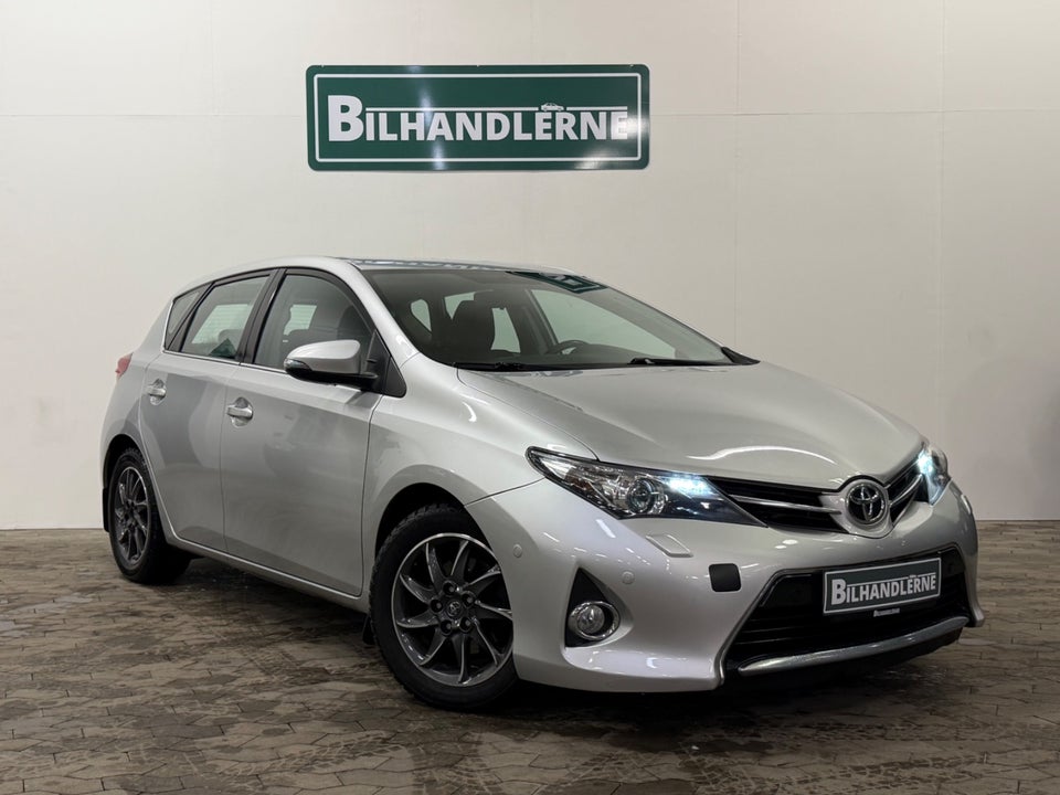 Toyota Auris 2,0 D-4D T2+ 5d