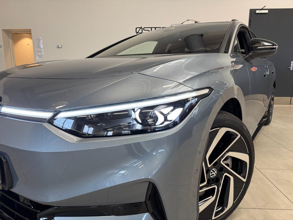 VW ID.7 77 Style Tourer 5d