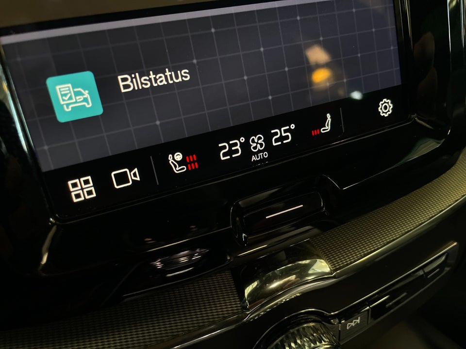 Volvo XC60 2,0 T6 ReCharge Plus Dark aut. AWD 5d