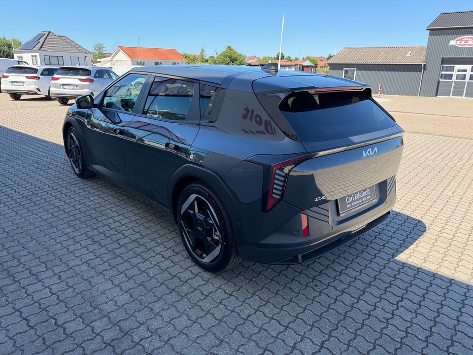 Kia EV4 81 Long Range Upgrade 5d