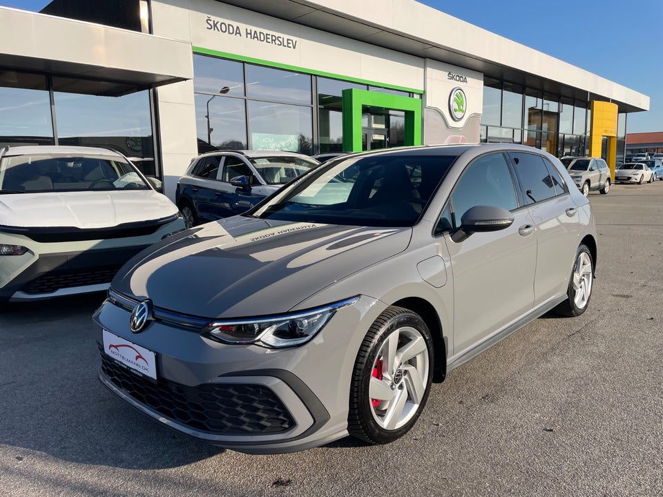 VW Golf VIII 1,4 GTE DSG 5d