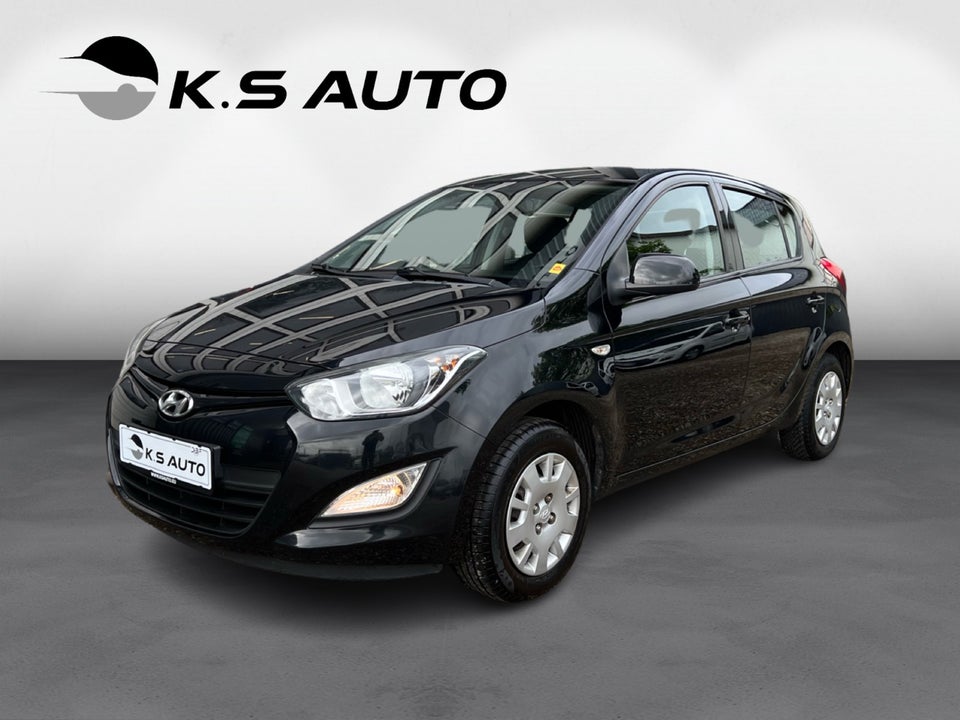 Hyundai i20 1,25 XTR 5d