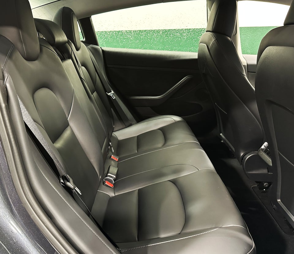 Tesla Model 3 Performance AWD 4d