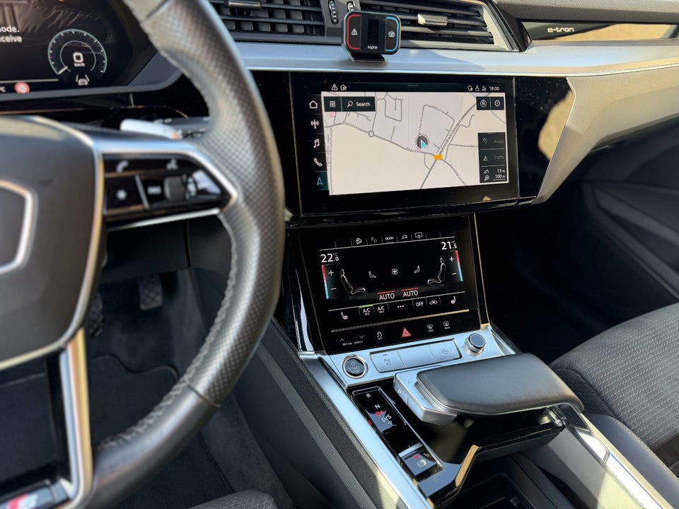 Audi e-tron 55 S-line quattro 5d