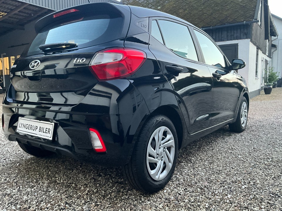 Hyundai i10 1,0 MPi Essential 5d