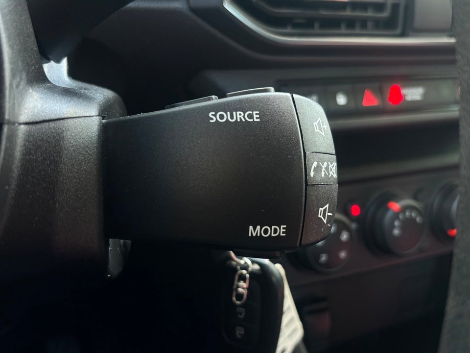 Dacia Sandero 1,0 TCe 90 Essential 5d