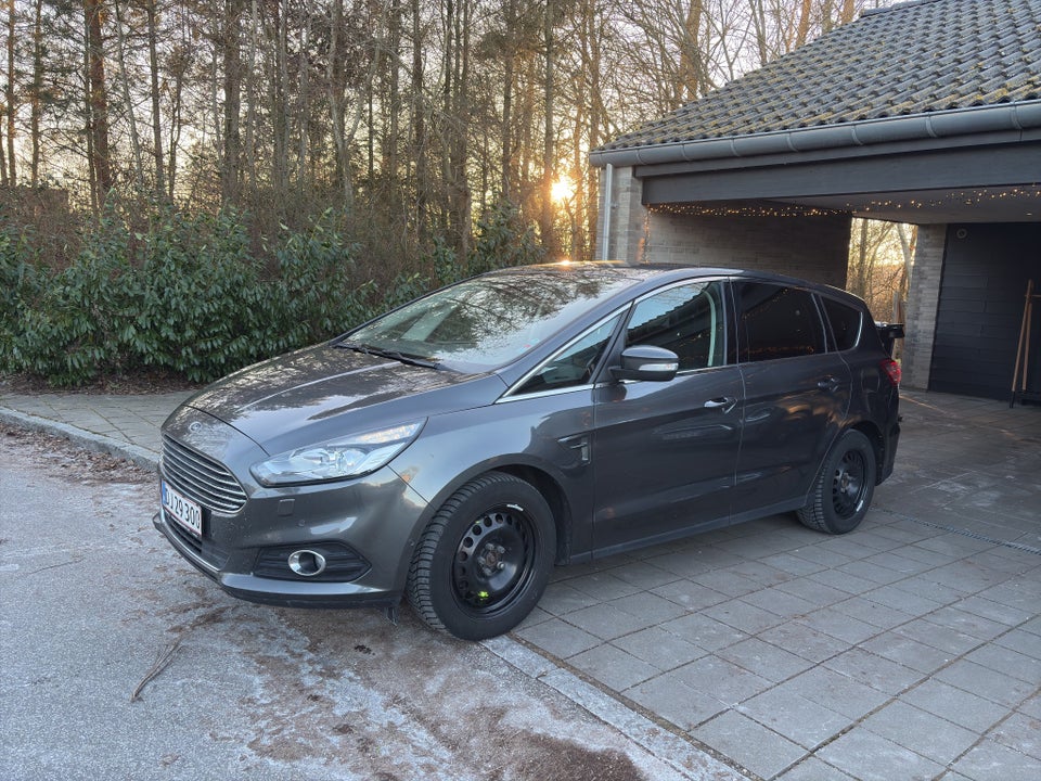 Ford S-MAX 2,0 EcoBlue Titanium aut. 7prs 5d