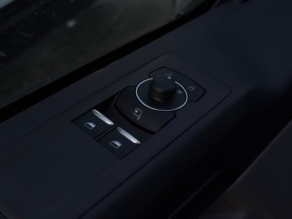 Ford E-Transit Custom 340L 64 Limited