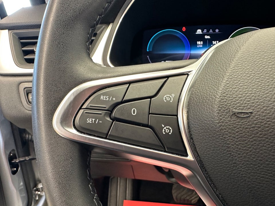 Renault Captur 1,6 E-Tech Zen 5d