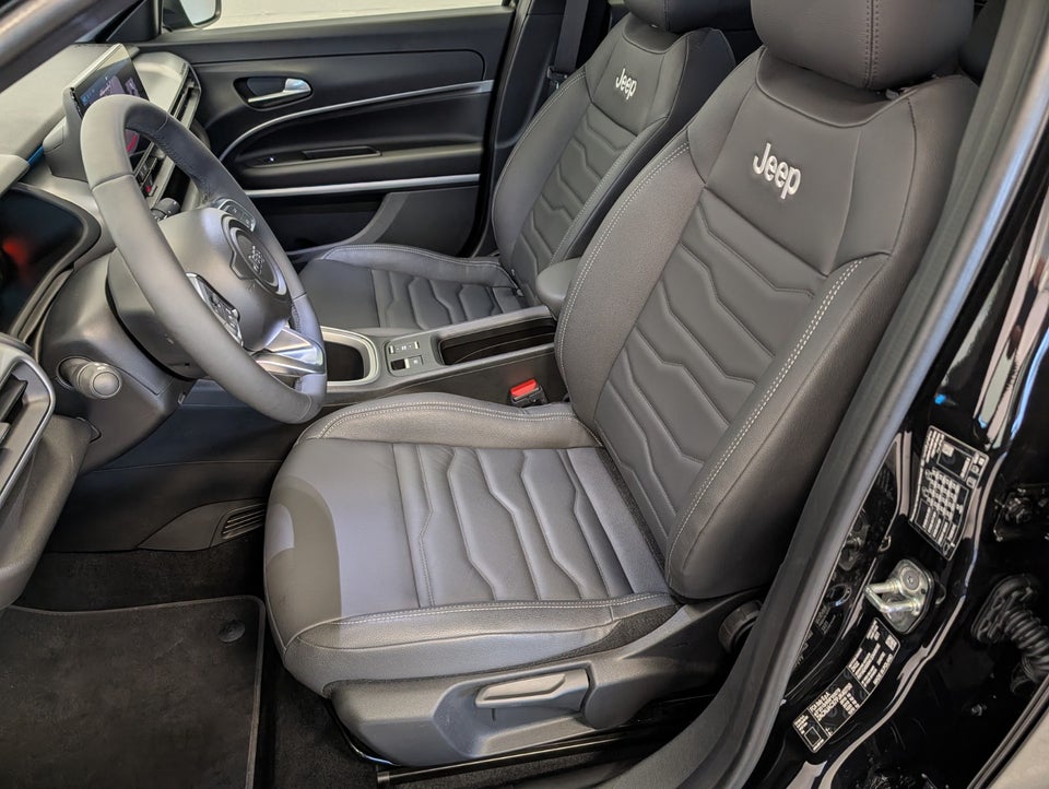 Jeep Avenger 54 Summit 5d