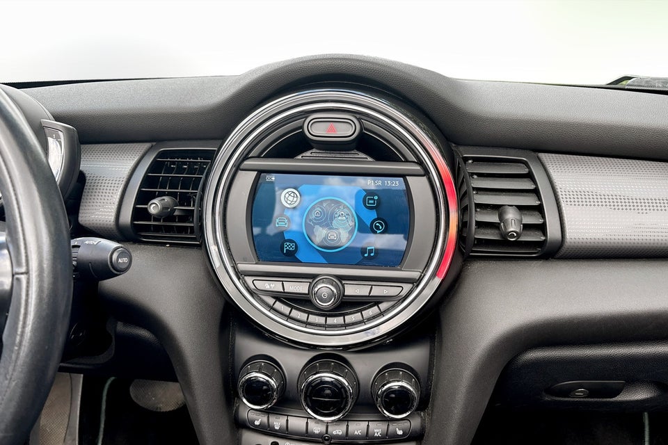 MINI Cooper 1,5 Essential Cabriolet aut. 2d