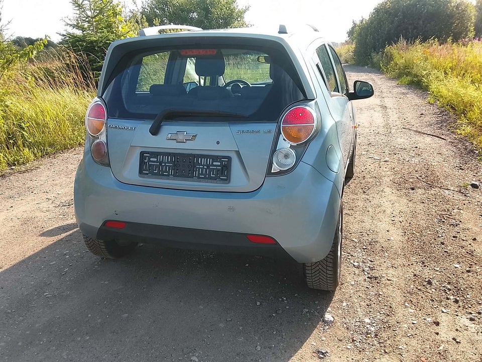 Chevrolet Spark 1,0 LE 5d