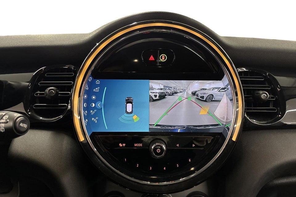 MINI Cooper 1,5 Essential aut. 5d