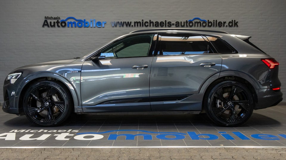 Audi e-tron 55 S-line quattro 5d