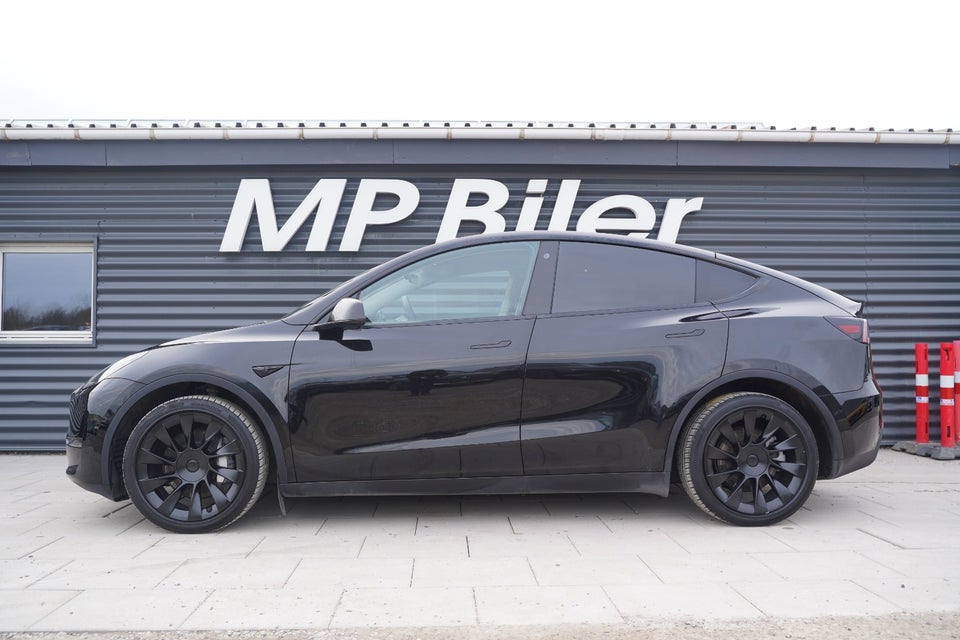 Tesla Model Y Long Range AWD 5d