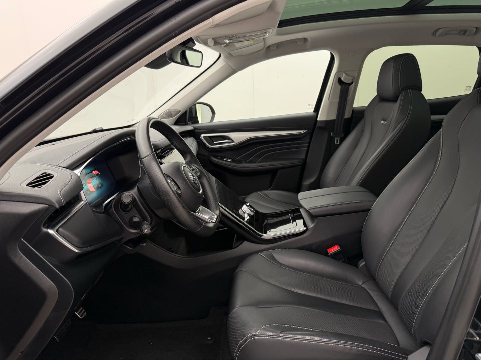 MG Marvel R Performance 5d