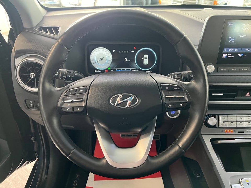 Hyundai Kona 39 EV Essential 5d