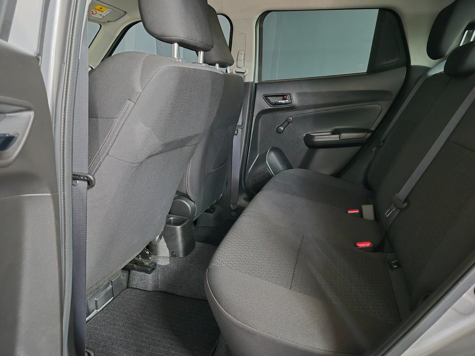 Suzuki Swift 1,2 mHybrid Action Sky 5d