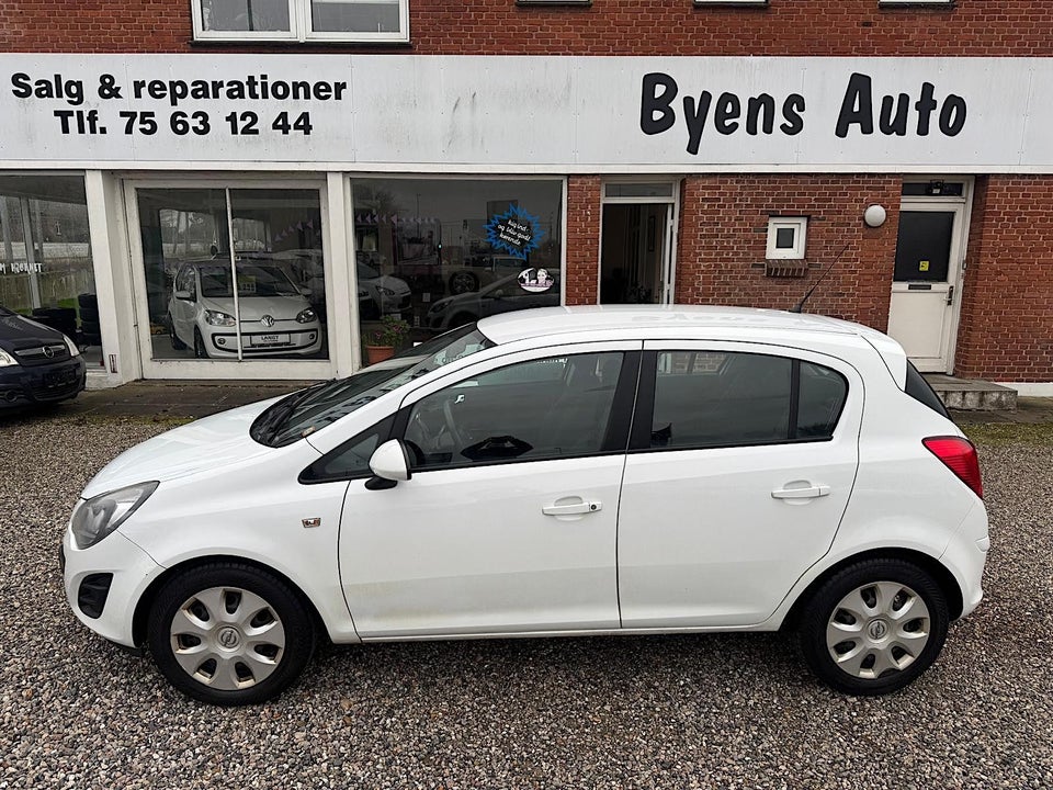 Opel Corsa 1,2 16V Enjoy 5d