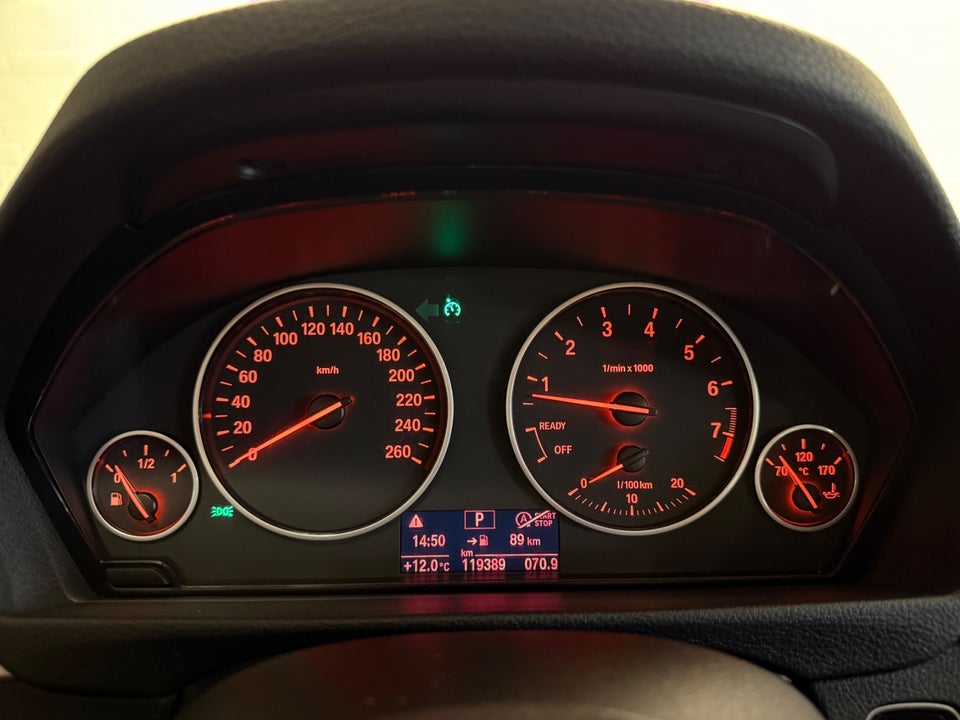 BMW 320i 2,0 Touring Advantage aut. 5d