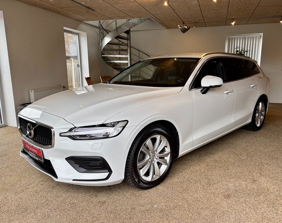 Volvo V60 2,0 D4 190 Momentum aut. 5d